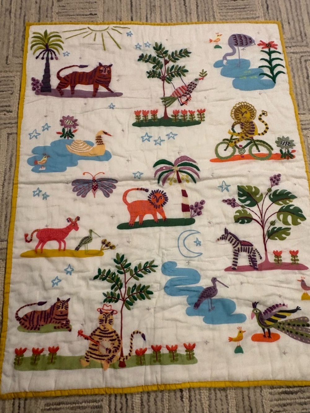 Anthropologie Kids/Baby embroidered Yellow Cotton Quilt animals EUC
